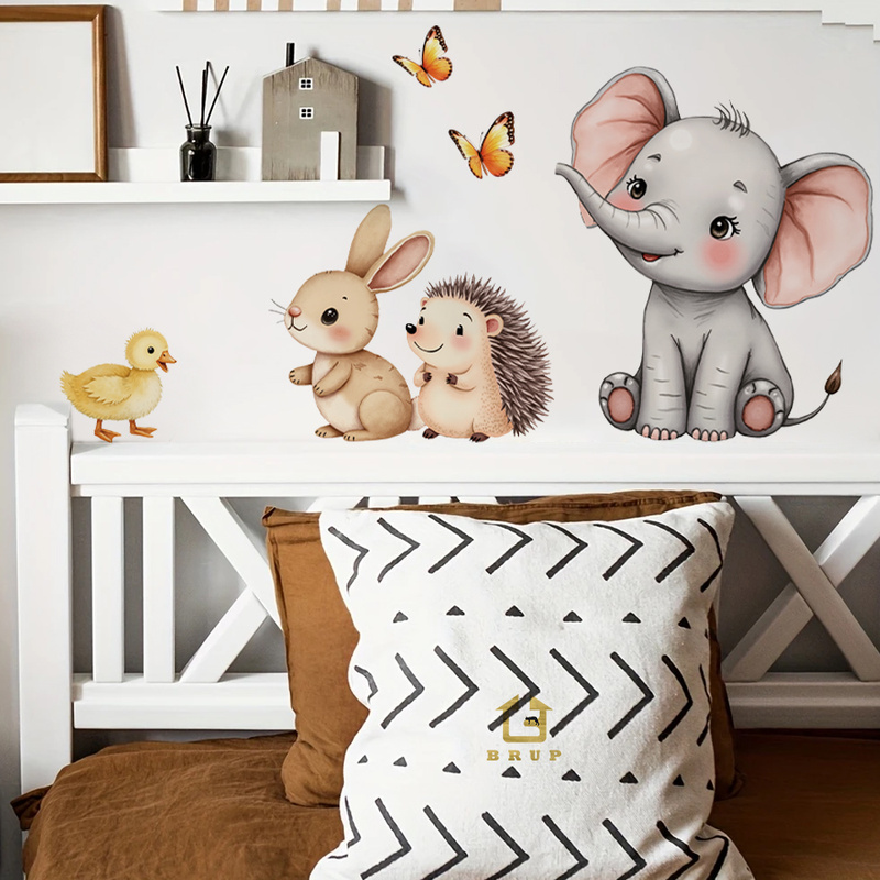 Adhesivo de pared de animales  - Baby Nursery Wall Mural reseña y precio